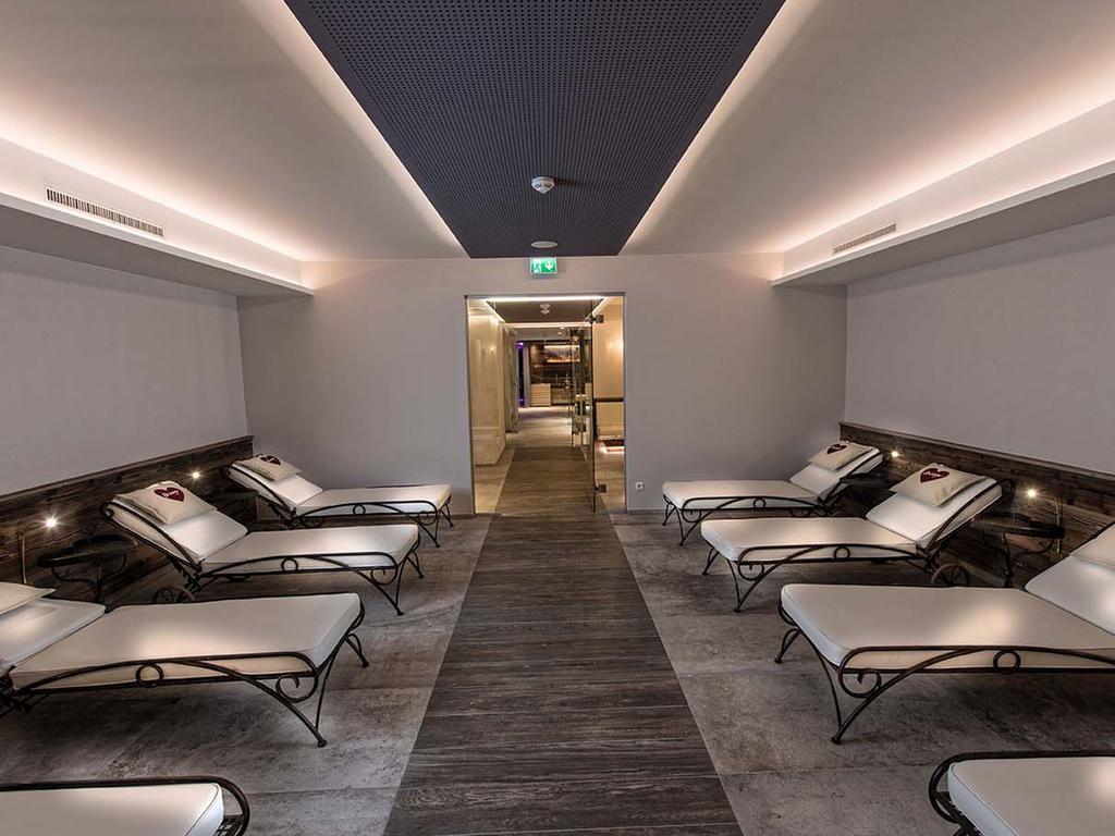 Hotel Universo Серфаус Экстерьер фото